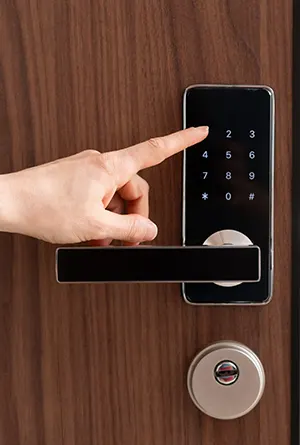 Seguridad y control de acceso